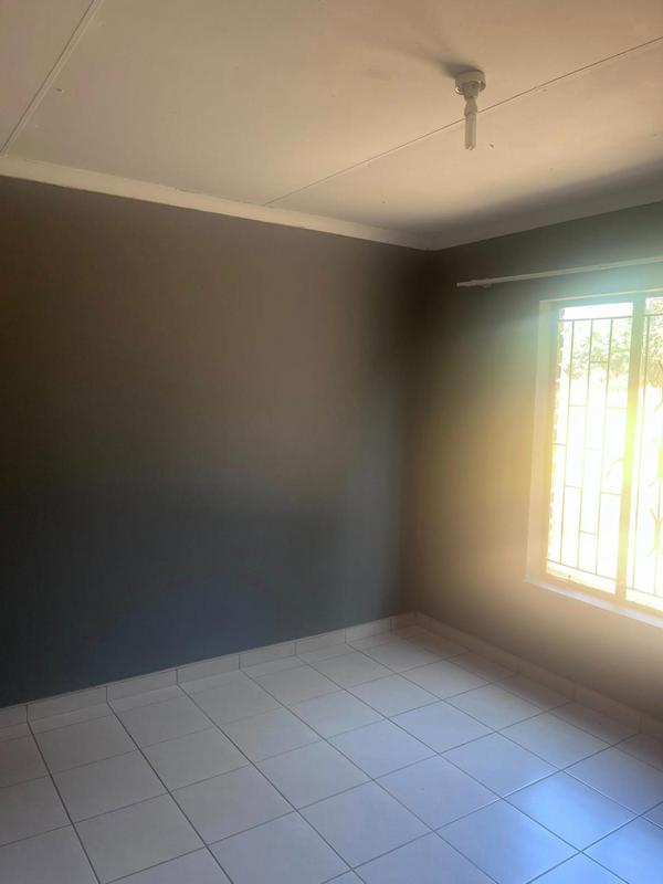 To Let 2 Bedroom Property for Rent in Mmabatho North West